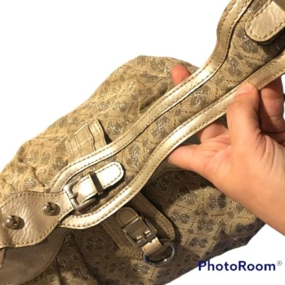 (1514) Vintage Guess Hobo Handbag with Matching Trifold Wallet Bundle - Picture 5 of 10